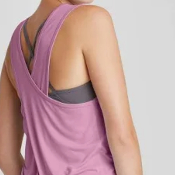 Cross Back - Picture 4 of 9